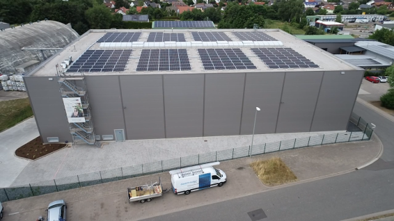 Photovoltaikanlage für die Labsol, errichtet 2019 mit 100kWp