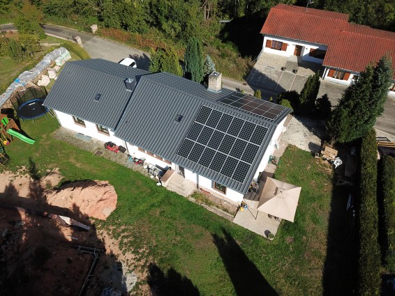 Privathaus Stelzenberg, Inbetriebnahme: 2018; Leistung: 9,9 kWp